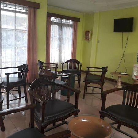 Hotel Puri Ageng Yogyakarta Exterior photo