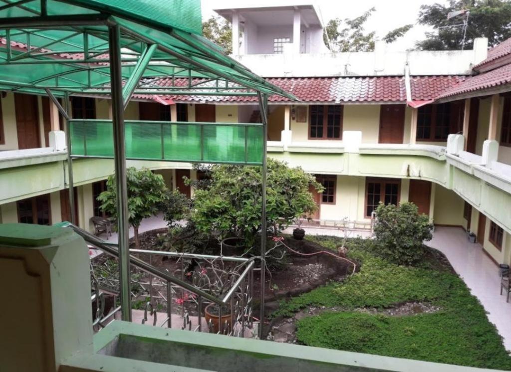 Hotel Puri Ageng Yogyakarta Exterior photo