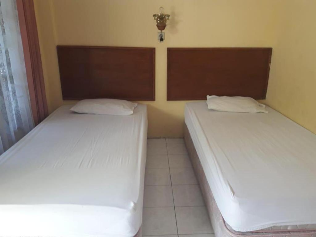 Hotel Puri Ageng Yogyakarta Exterior photo